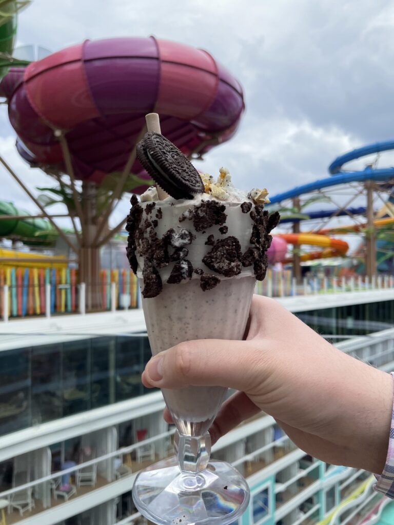 Oreo milkshake Icon of the Seas